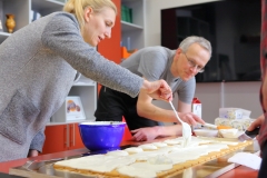 Making of the Cookie Cake 27