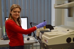 Thermo Nicolet 6700 FT-IR Spectrometer with “Smart Orbit” diamond micro-ATR accessory